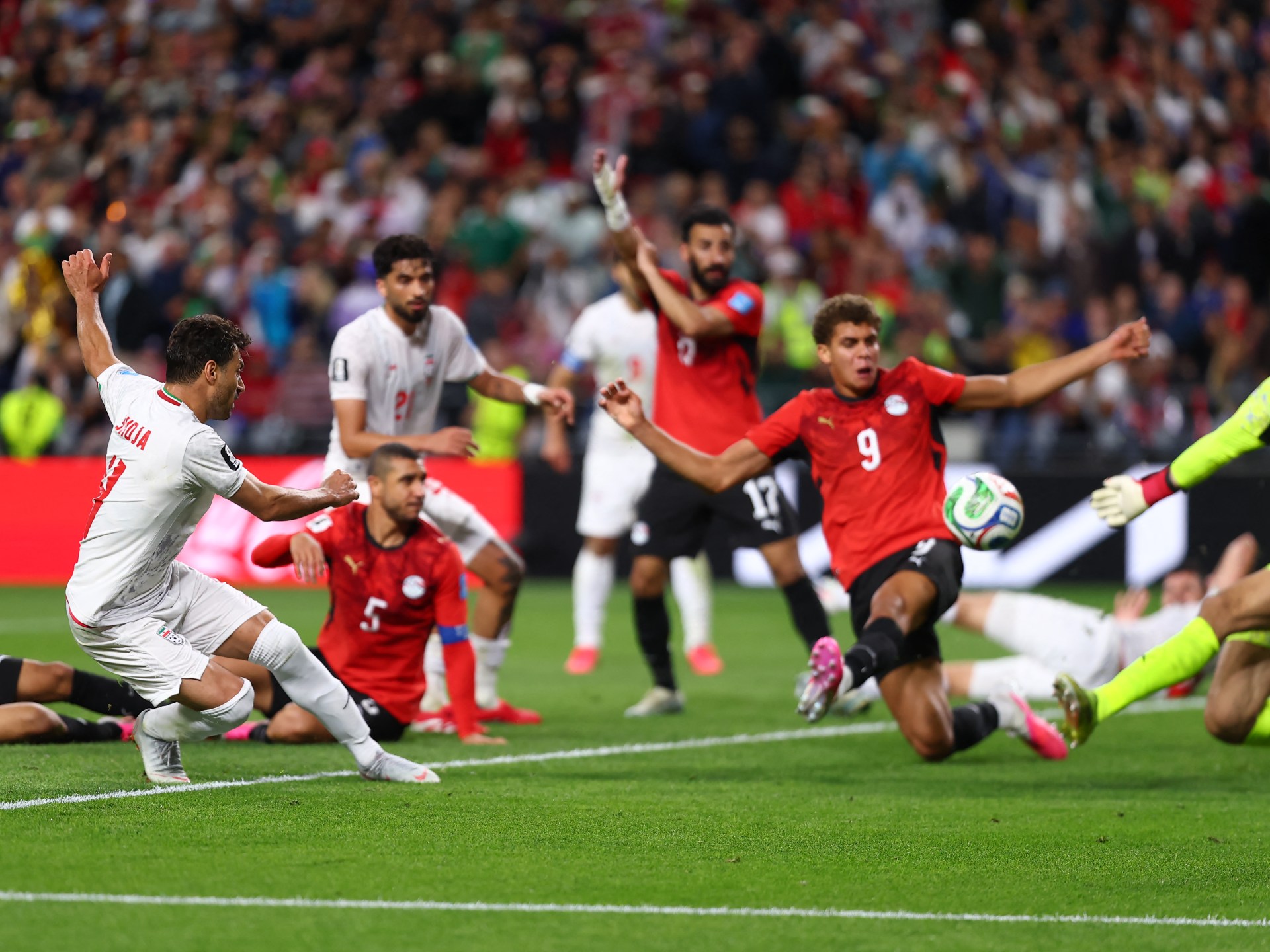 لحظة إلغاء هدف إيران أمام مصر في كأس العالم 2026 بسبب التسلل