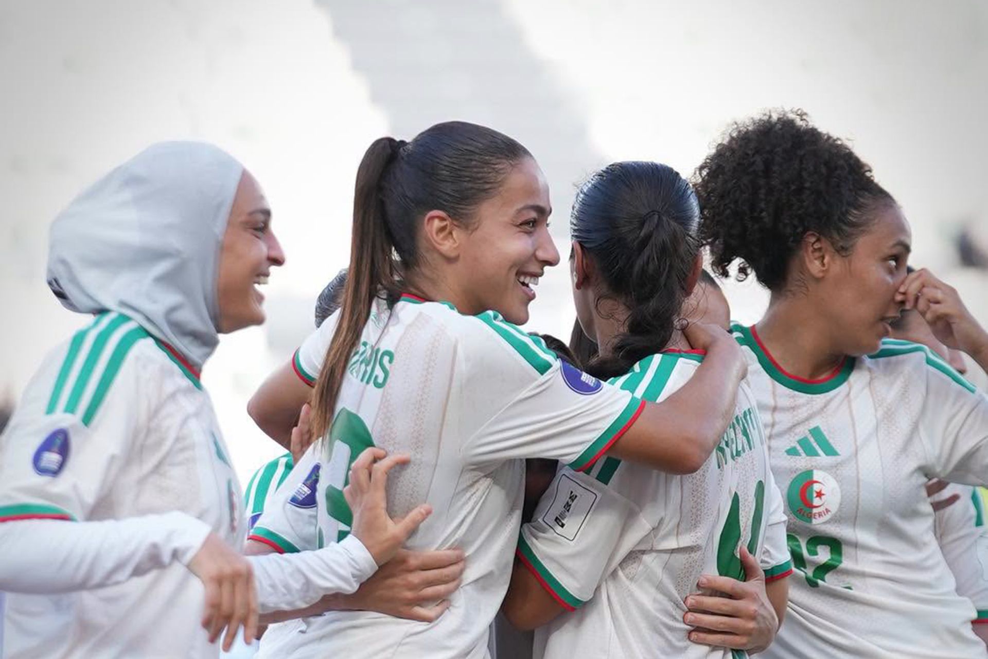 احتفال سيدات الجزائر بتأهلهم التاريخي لكأس العالم 2026