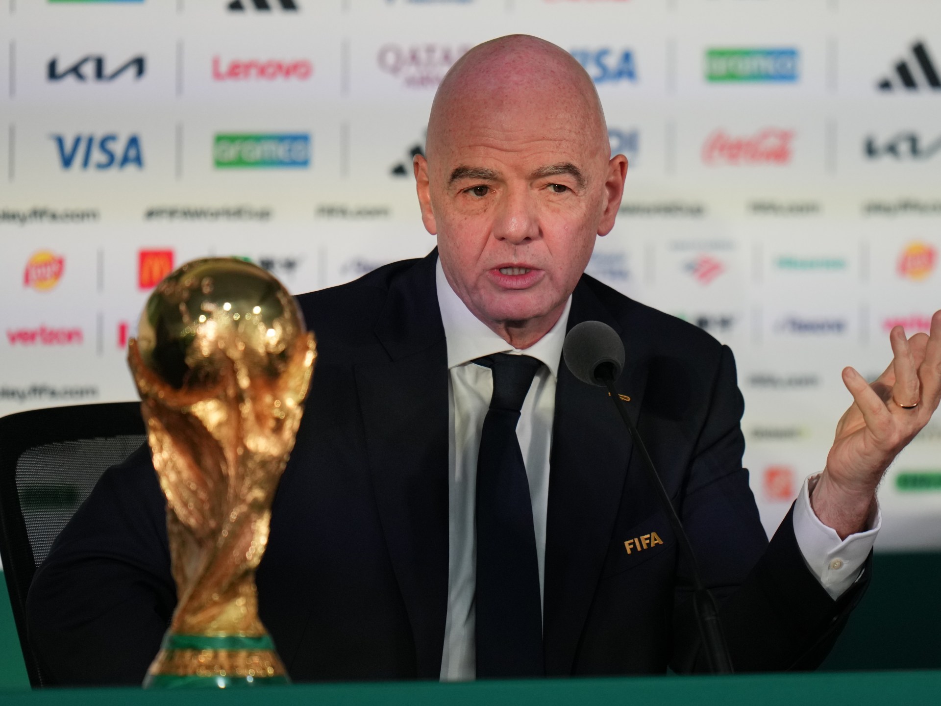 إنفانتينو يعلن عن اقتراح خصخصة كأس العالم 2026