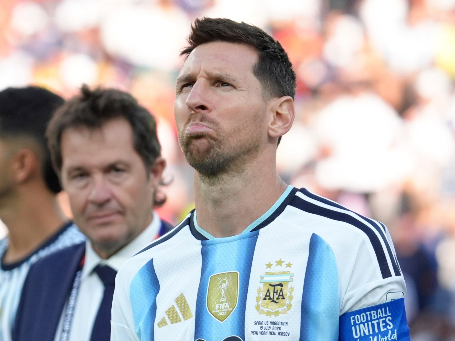 ليونيل ميسي حزين بعد خسارة كأس العالم 2026