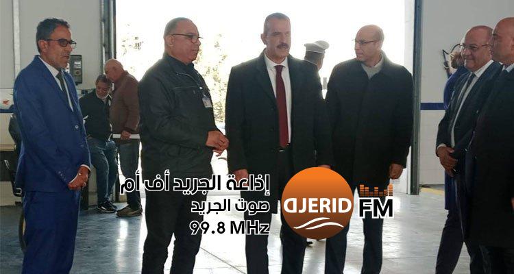 زيارة مفاجئة لوالي أريانة لمركز الفحص الفني بالبكري: تفاصيل مثيرة! والي أريانة يؤدي زيارة فجئية إلى مركز الفحص الفني بالبكري