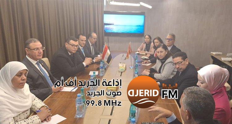 "تعاون جديد: تشكيل مجامع مشتركة لتنفيذ مشاريع كبرى بين تونس ومصر!" الاتفاق على تكوين مجامع مشتركة لإنجاز مشاريع كبرى بتونس ومصر