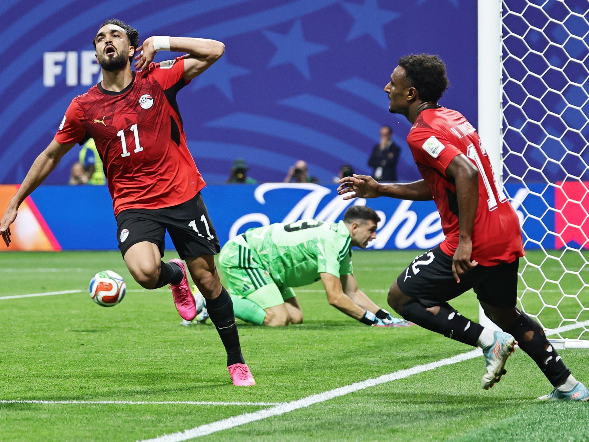 مونديال 2026.. هل حقق العرب حلم التأهل وسط منافسة شرسة؟ منتخب المغرب في كأس العالم 2026 مع لاعبي المنتخبات العربية