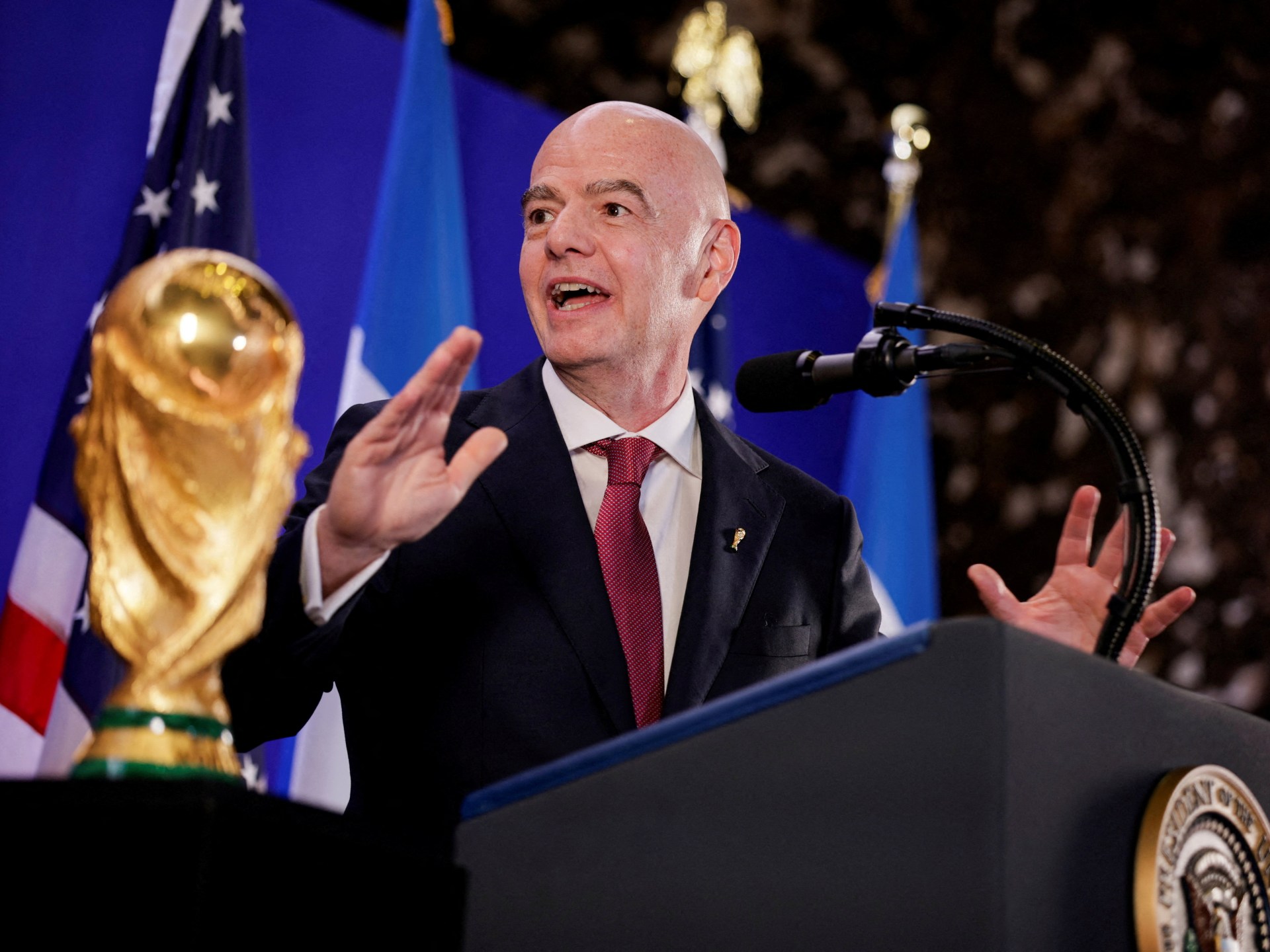 الفيفا يحقق إيرادات قياسية في كأس العالم 2026.. أرقام تتجاوز كل التوقعات إيرادات قياسية لكأس العالم 2026 تحقق أرقاماً غير مسبوقة
