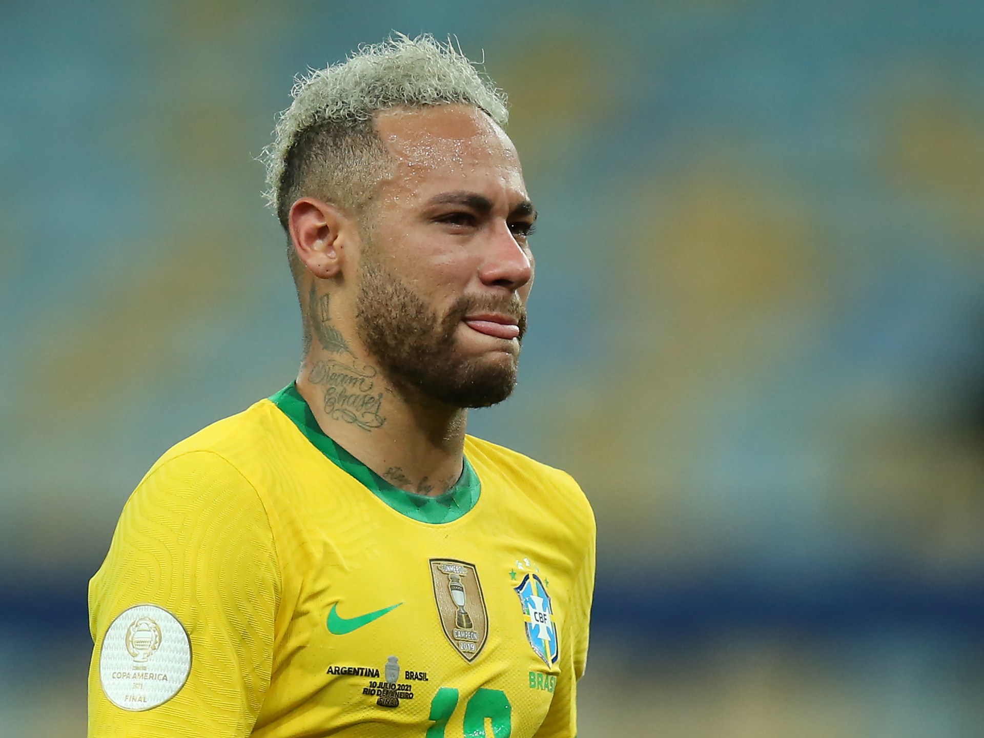 نيمار يبكي أثناء اعتزاله بعد خروج البرازيل من مونديال 2026