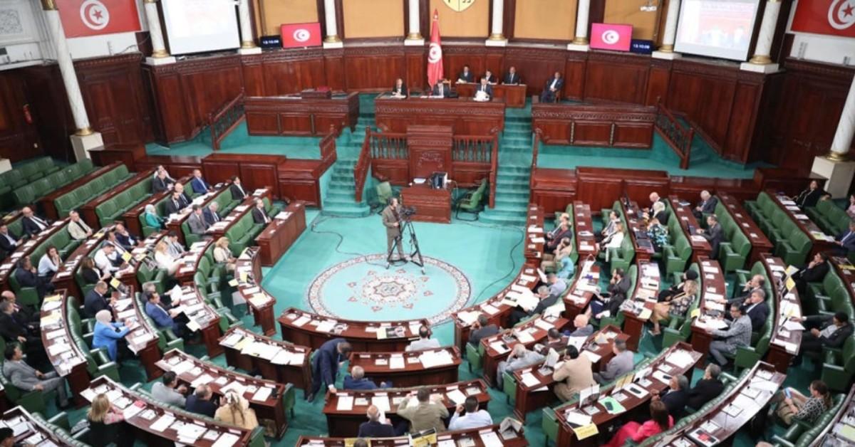 البرلمان يوافق على مزايا جديدة لبناء المواجل: تعرف على التفاصيل! البرلمان يصادق على الفصل المتعلق بالامتيازات المسندة لبناء المواجل