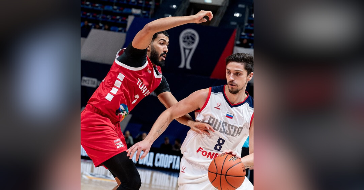 المنتخب التونسي يُبهر بأداءه رغم الهزيمة بصعوبة أمام روسيا في دورة الصداقة الدولية لكرة السلة دورة الصداقة الدولية لكرة السلة: المنتخب التونسي ينهزم بصعوبة أمام روسيا