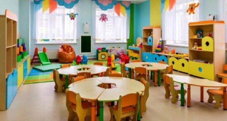 "مدير عام الطفولة: وزارة الأسرة تحقق إنجازاً كبيراً بنسبة 44% في تسجيل الأطفال بروضات الأطفال!" مدير عام الطفولة: وزارة الأسرة حققت حوالي 44 بالمائة من نسبة الإلتحاق برياض الأطفال