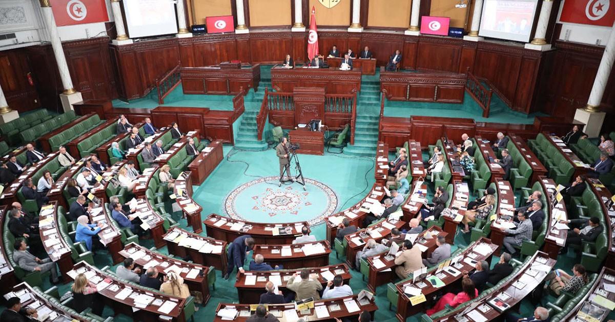 نائب رئيس لجنة المالية: انطلاق مناقشة قانون المالية فصلاً فصلاً هذا السبت أو الأحد نائب رئيس لجنة المالية:السبت أوالأحد ننطلق في النظر في قانون المالية فصلا فصلا